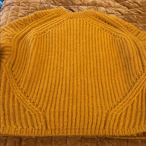 & Other Stories Cozy Mustard Knit Sweater with Alpaca Wool - Picture 3 of 4